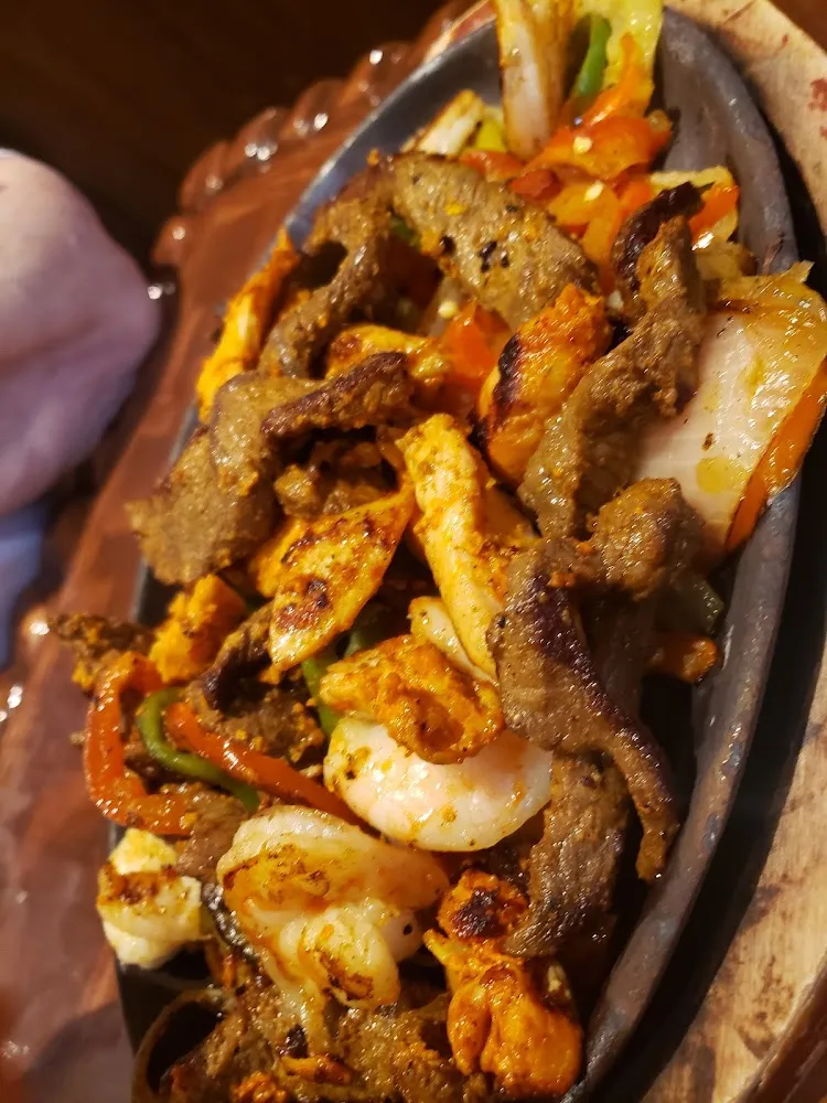Fajita Molcajete